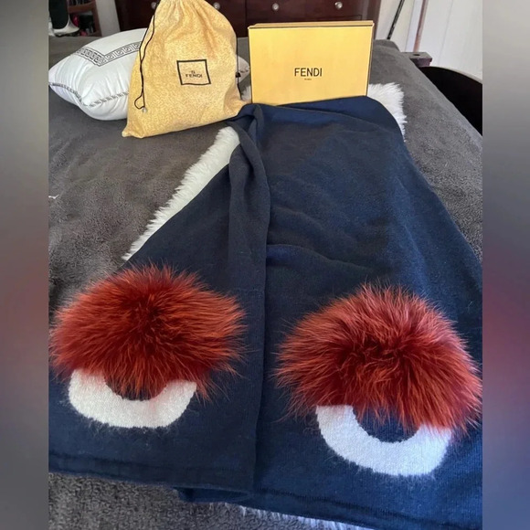 Fendi Shawl - Picture 1 of 5